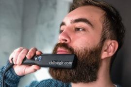 اتو ریش چیست؟ راهنمای خرید و نحوه استفاده از اتو ریش مردانه