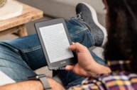 کتاب خوان: راهنمای خرید و قیمت بهترین کتابخوان الکترونیکی