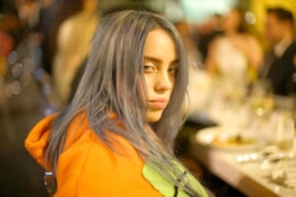 آشنایی بیشتر با بیلی آیلیش، نخستین هنرمند متولد دهه ۲۰۰۰ میلادی که یک آلبوم شماره یک دارد