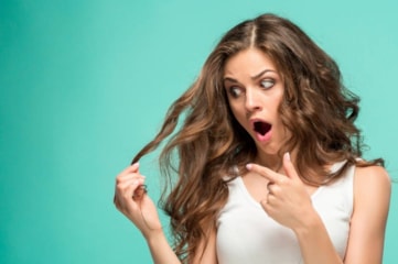 چه چیزی باعث شوره سر می شود؟معرفی بهترین شامپو ضد شوره